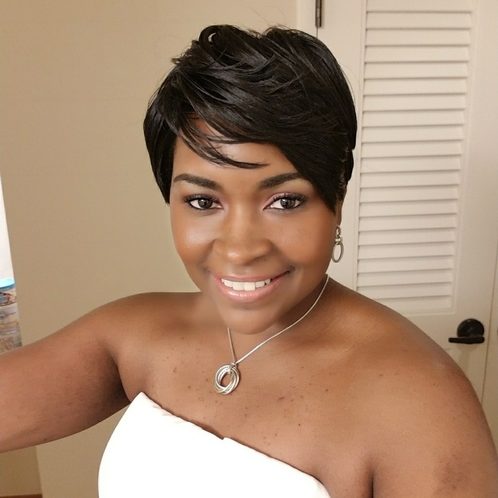 Meet your Posher, Sharae